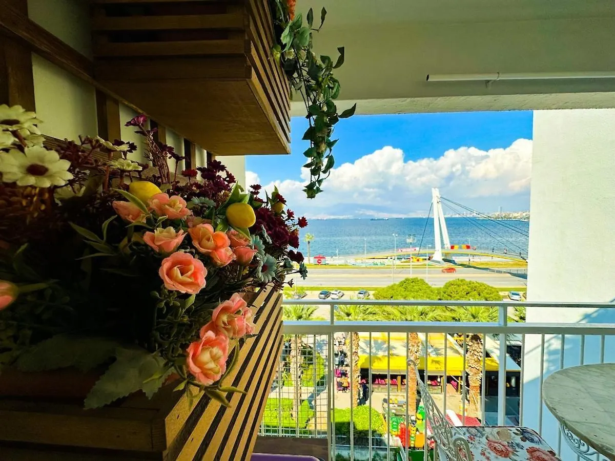 Appartement Perfect Sea View With Special Parking à İzmir
