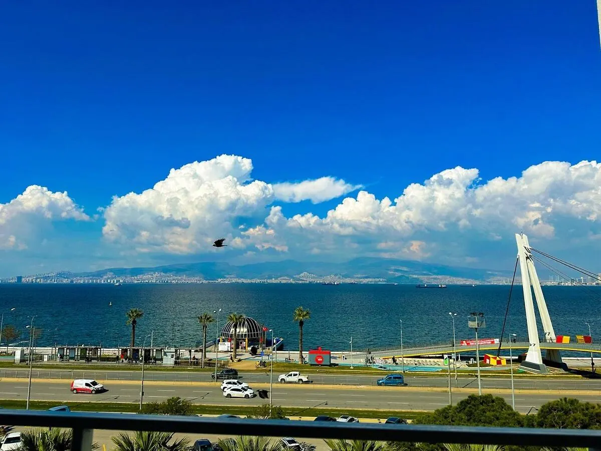 Appartamento Perfect Sea View With Special Parking Smirne